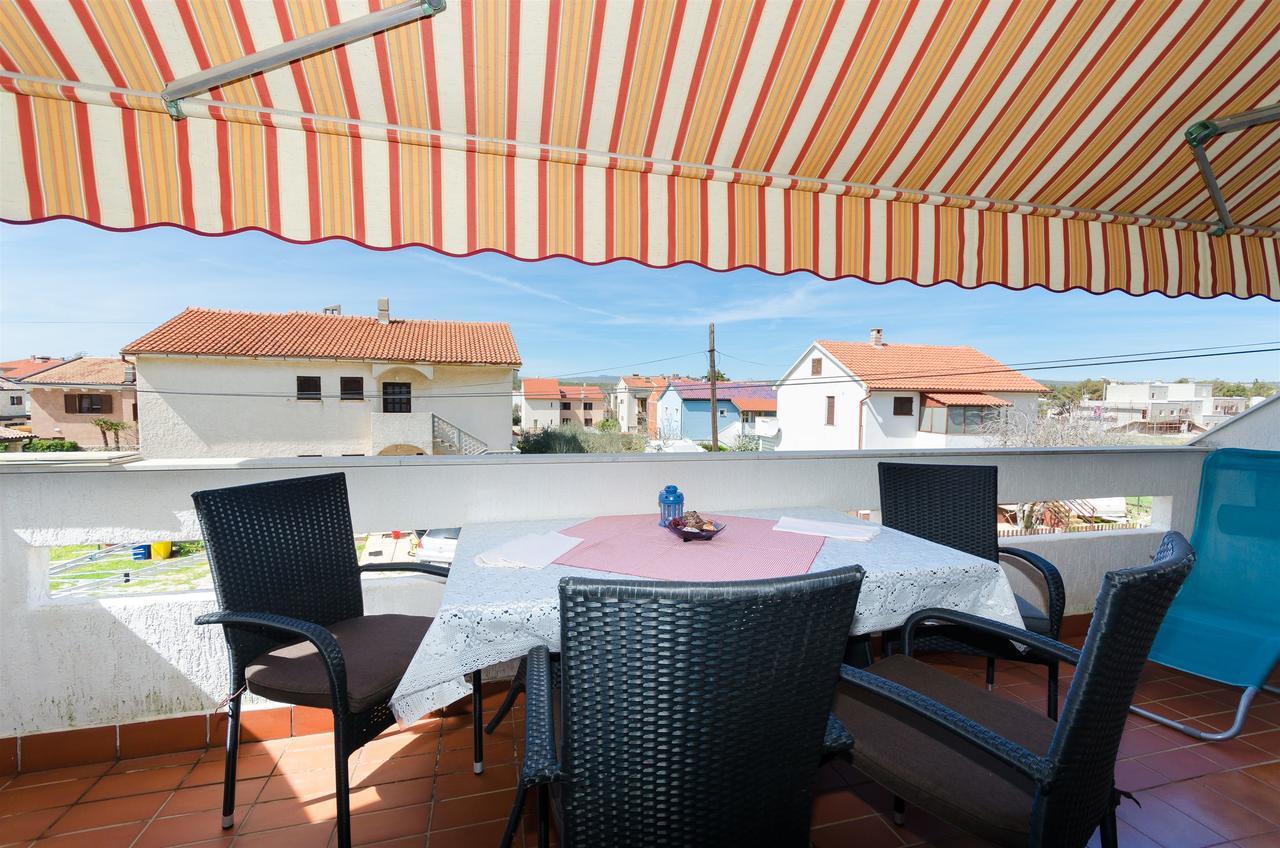 Apartments Branka Punat Exterior foto