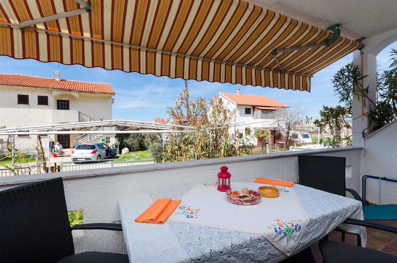 Apartments Branka Punat Exterior foto